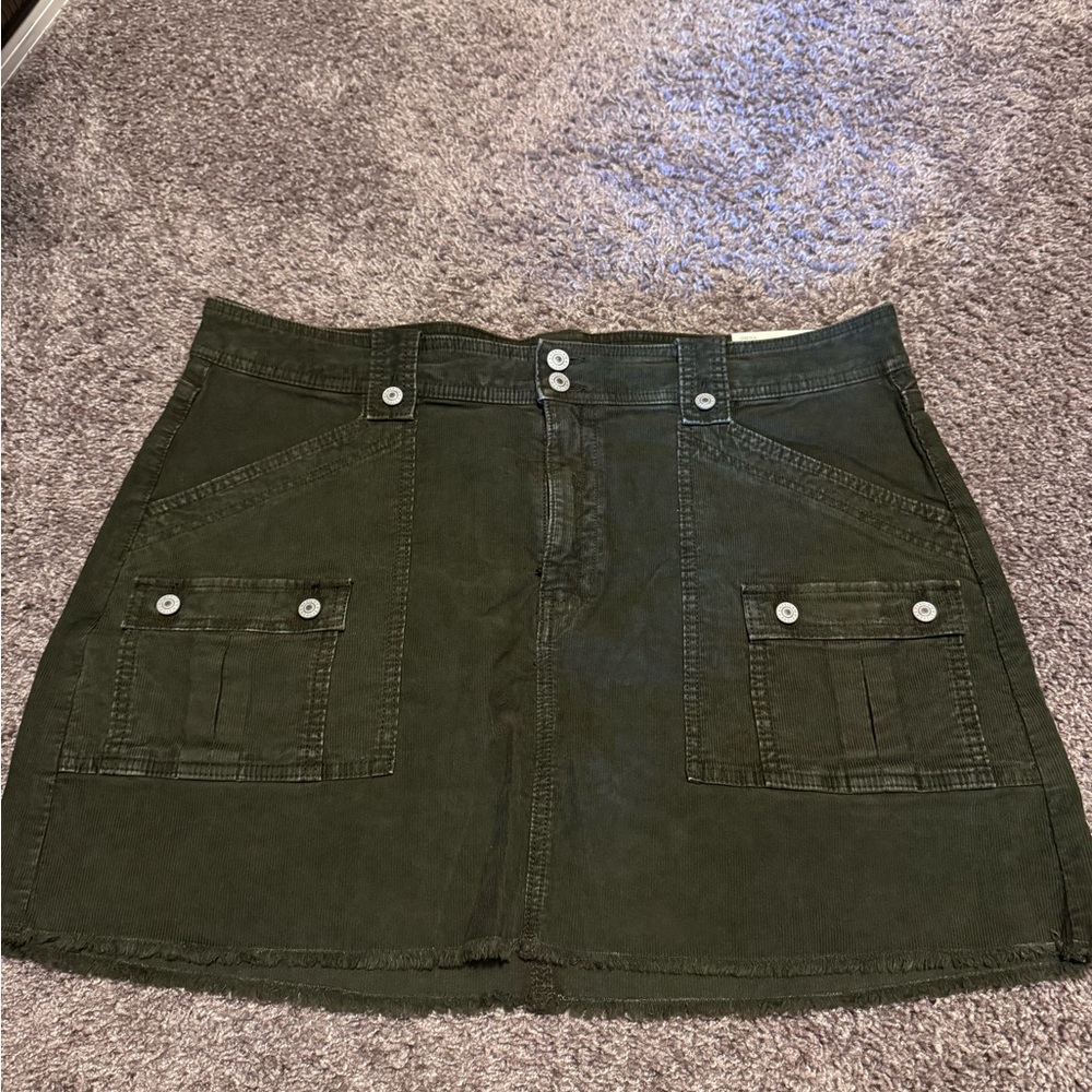American Eagle Outfitters Dark Green A-Line Skirt